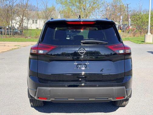 Super Black 2026 Nissan Rogue Dark Armor