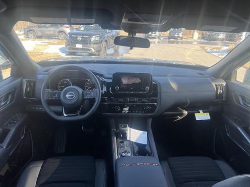 2025 Nissan Pathfinder Rock Creek 4WD