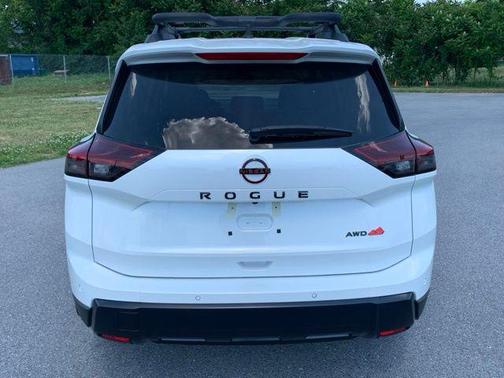 Everest White Pearl Tricoat 2026 Nissan Rogue Rock Creek