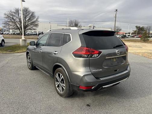 2020 Nissan Rogue SV