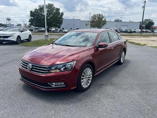 2016 Volkswagen Passat 1.8T SE w/Technology