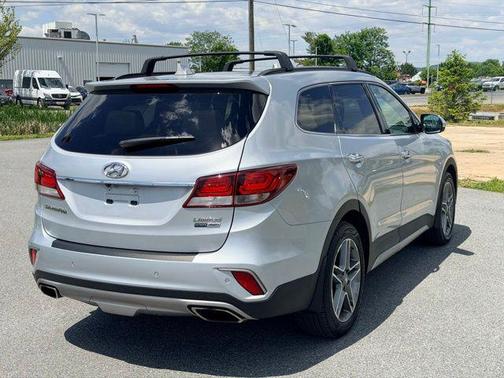 Circuit Silver 2018 Hyundai SANTA FE Limited Ultimate