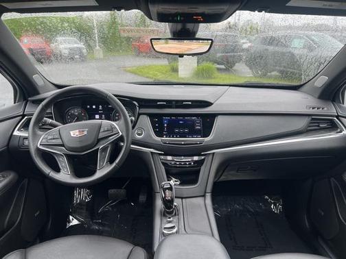 2020 Cadillac XT5 Premium Luxury