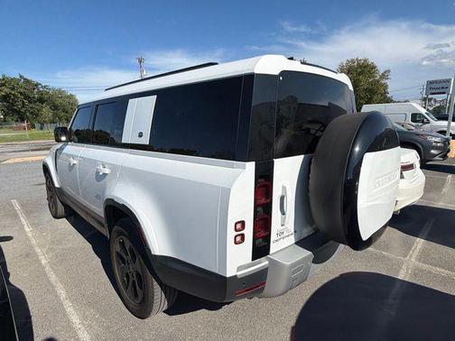 Fuji White 2024 Land Rover Defender 130 P300 S