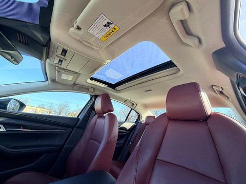 2022 Mazda Mazda3 FWD