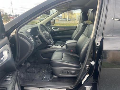2019 Nissan Pathfinder Platinum