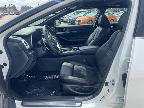 2023 Nissan Maxima SR Xtronic CVT