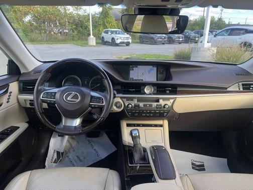 2016 Lexus ES 350 Base