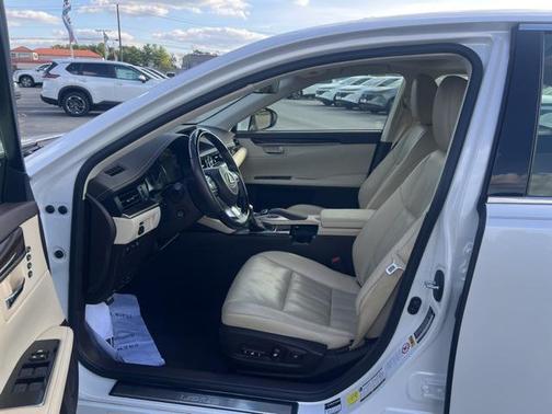 2016 Lexus ES 350 Base