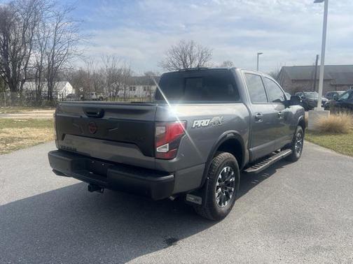 2024 Nissan Titan PRO-4X