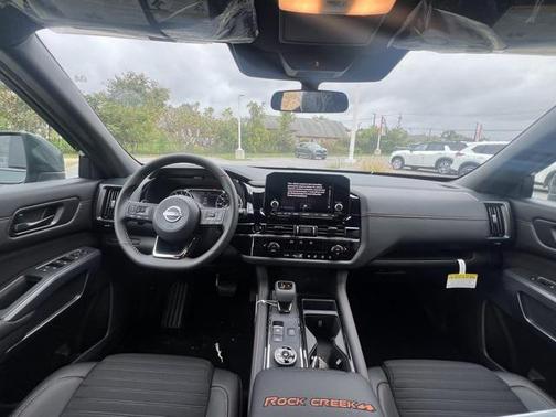 2025 Nissan Pathfinder Rock Creek 4WD