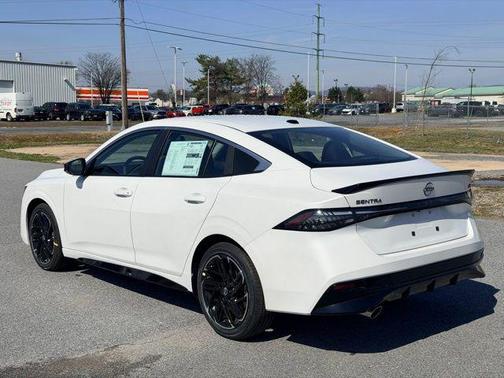 Aspen White Tricoat 2026 Nissan Sentra SR