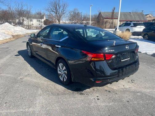 2025 Nissan Altima S FWD