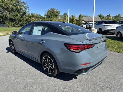2025 Nissan Sentra SR