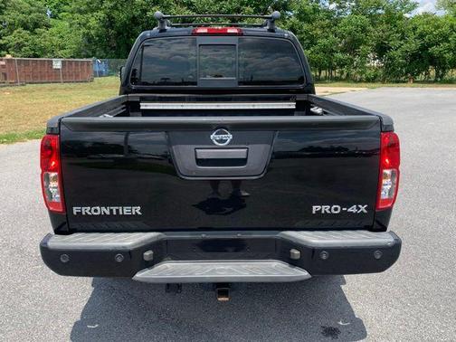 Magnetic Black Pearl 2019 Nissan Frontier PRO-4X