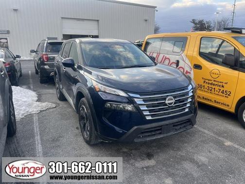 2025 Nissan Rogue SV