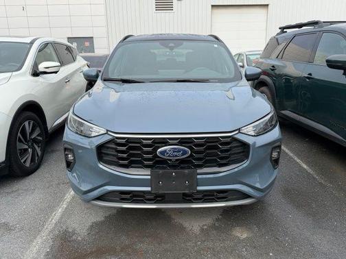 Vapor Blue 2023 Ford Escape ST-Line Select