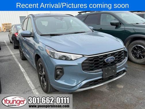 Vapor Blue 2023 Ford Escape ST-Line Select