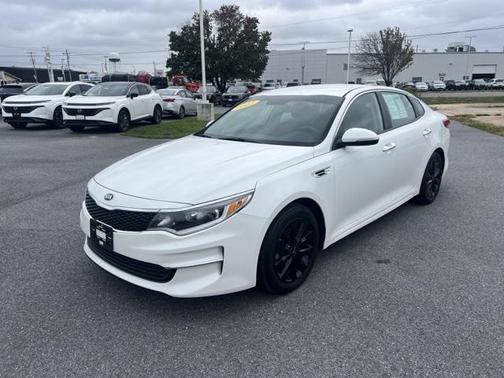 2017 Kia Optima LX