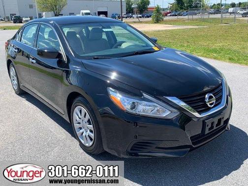 Super Black 2017 Nissan Altima 2.5 S
