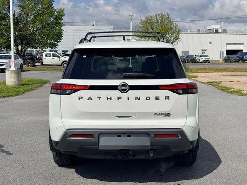 Everest White Pearl Tricoat 2026 Nissan Pathfinder Platinum