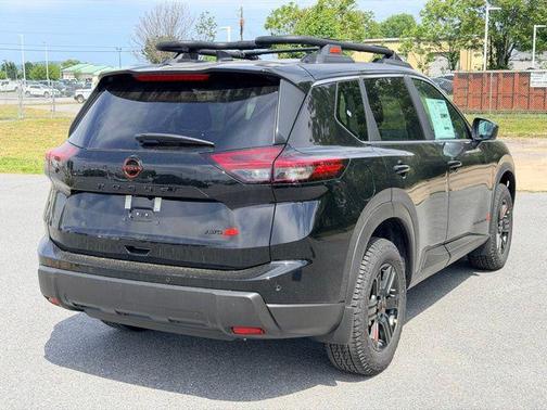 Super Black 2026 Nissan Rogue Rock Creek