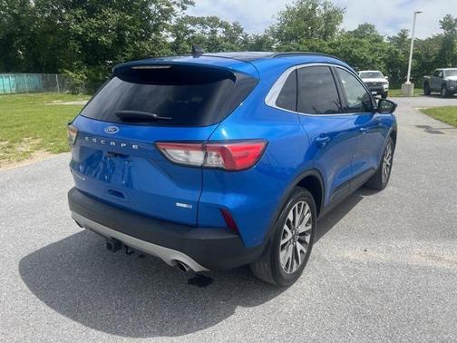2020 Ford Escape Titanium