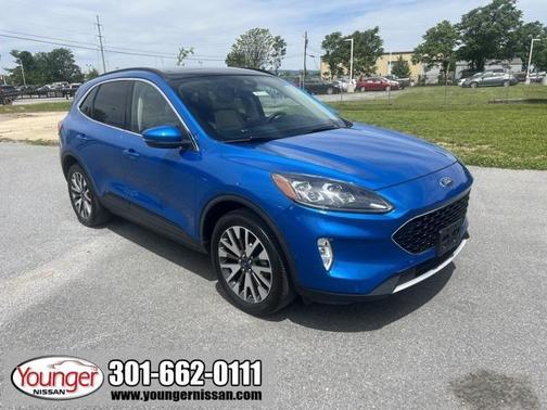 2020 Ford Escape Titanium