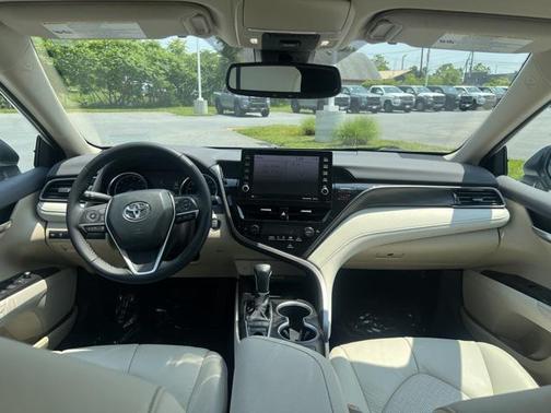2021 Toyota Camry XLE