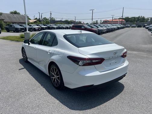 2021 Toyota Camry XLE