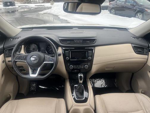 2018 Nissan Rogue Platinum