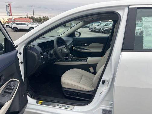 Aspen White Tricoat 2026 Nissan Sentra SL