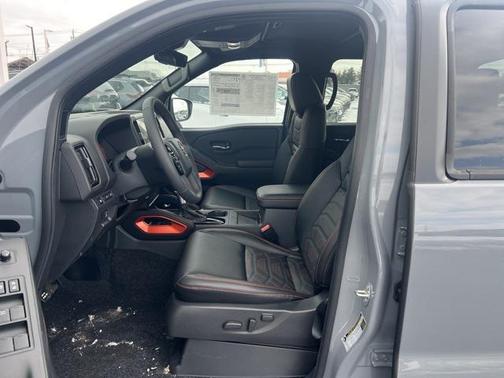 2025 Nissan Frontier PRO-X