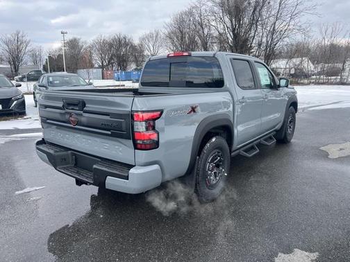 2025 Nissan Frontier PRO-X