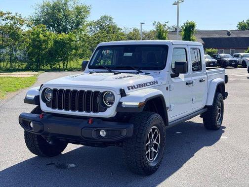 Bright White Clearcoat 2025 Jeep Gladiator Rubicon