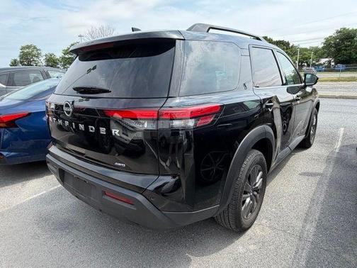 Super Black 2025 Nissan Pathfinder SV 4WD