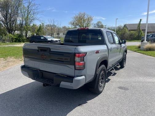 2025 Nissan Frontier PRO-4X