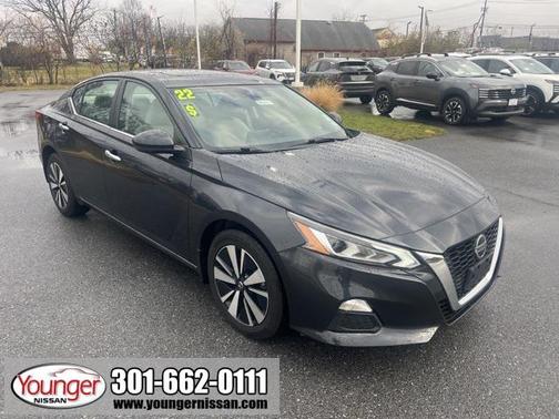 2022 Nissan Altima 2.5 SV