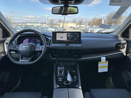 2025 Nissan Rogue Platinum