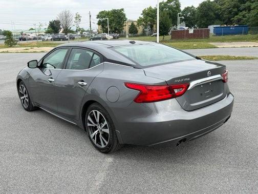 Gun Metallic 2016 Nissan Maxima 3.5 SL