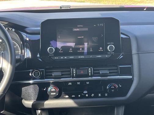 2023 Nissan Pathfinder SV 4WD