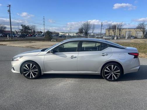 2020 Nissan Altima SR Intelligent AWD