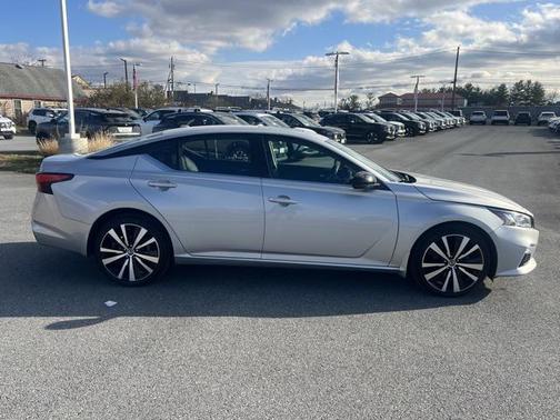 2020 Nissan Altima SR Intelligent AWD
