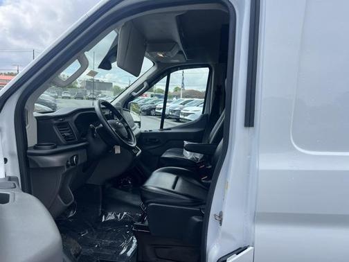 2020 Ford Transit-250 Base