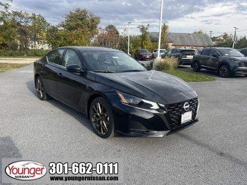 2025 Nissan Altima SR FWD