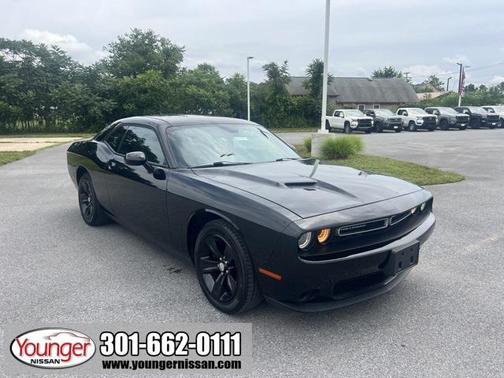 2016 Dodge Challenger SXT