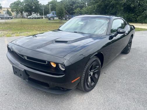 2016 Dodge Challenger SXT