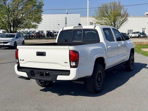 White 2022 Toyota Tacoma SR