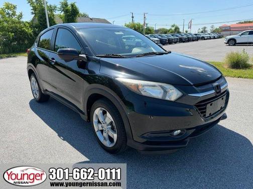 Crystal Black Pearl 2017 Honda HR-V EX