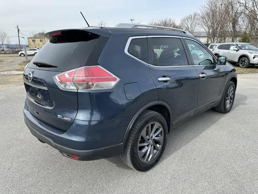 2016 Nissan Rogue SL